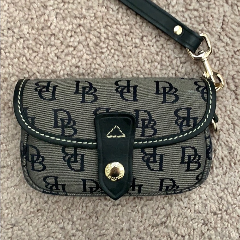 Dooney and Bourke Wallet